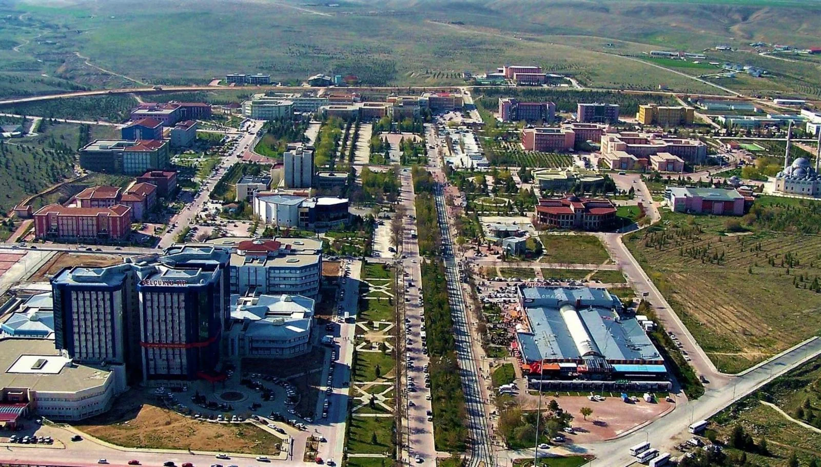 Kampüs Ölçeğinde Ulaşım Omurgası